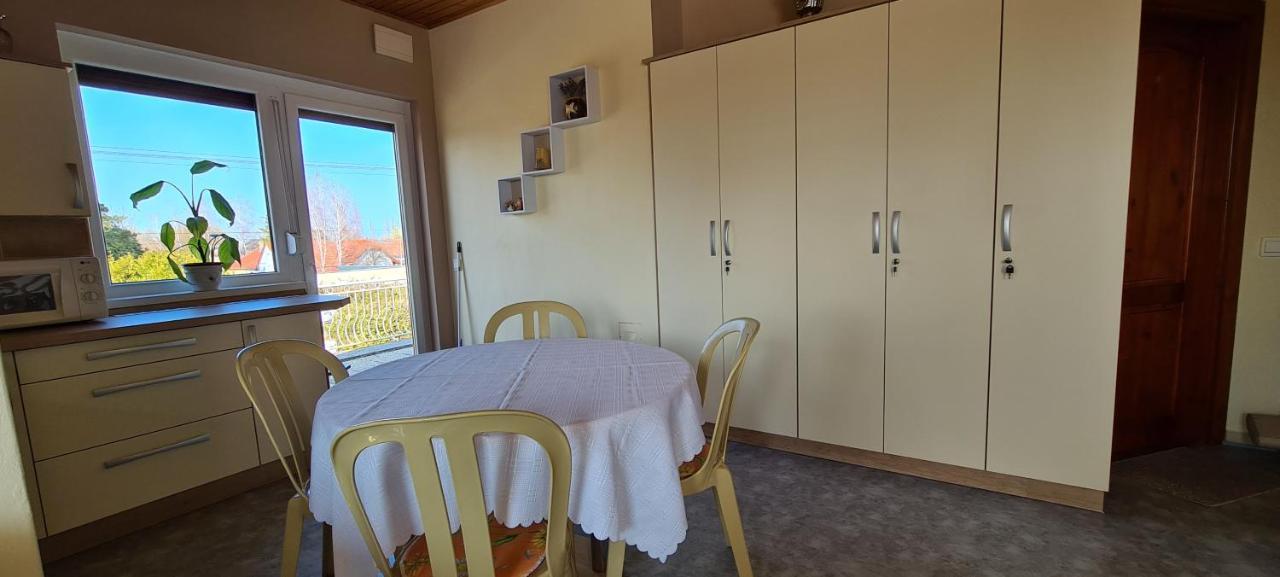 Hajas Família Kiadó Szobák Balatonmáriafürdő Exterior foto