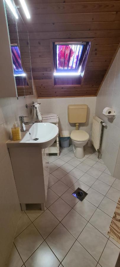 Hajas Família Kiadó Szobák Balatonmáriafürdő Exterior foto