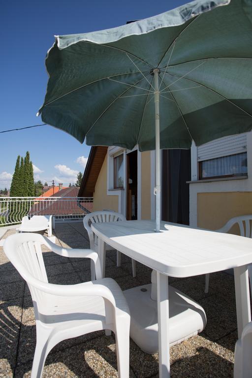 Hajas Família Kiadó Szobák Balatonmáriafürdő Exterior foto